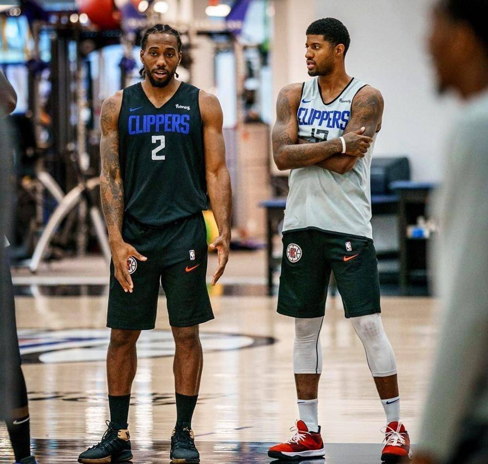 护创造一对 护创造一对