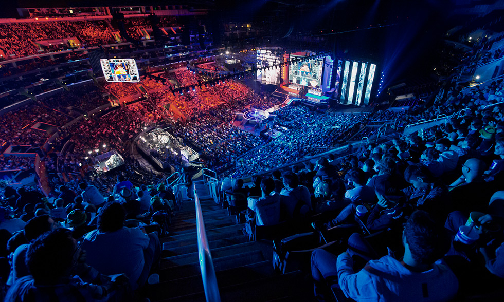 与线下互动 与线下互动